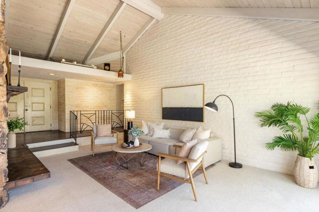 27460 Loma Del Rey, Carmel Valley, CA 93923