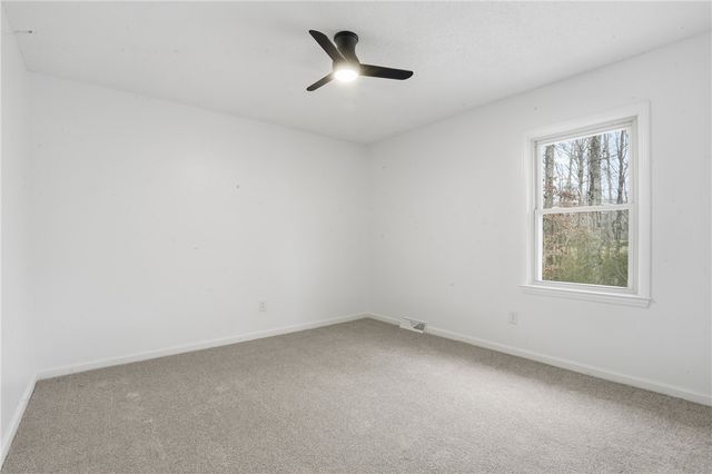 306 Bluefield Road, Starr, SC 29684