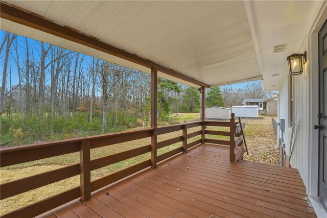 306 Bluefield Road, Starr, SC 29684