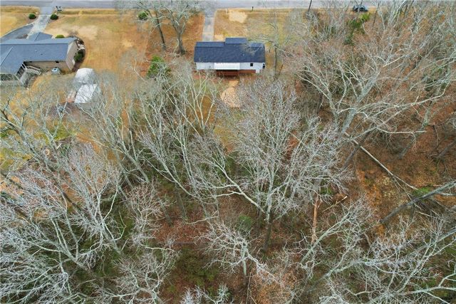 306 Bluefield Road, Starr, SC 29684