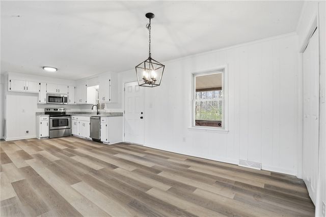 306 Bluefield Road, Starr, SC 29684