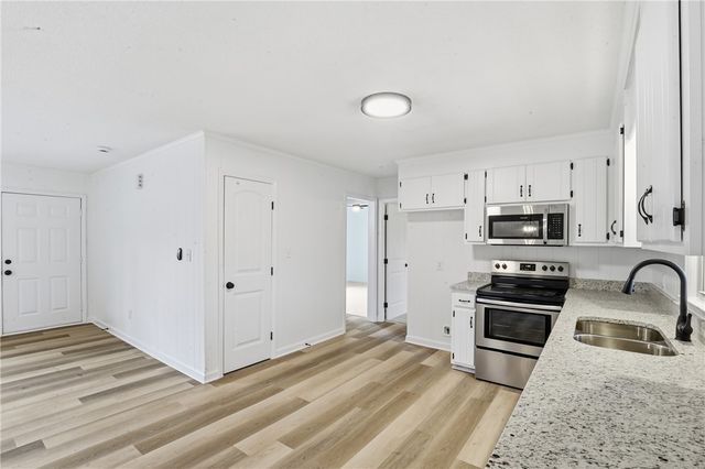 306 Bluefield Road, Starr, SC 29684