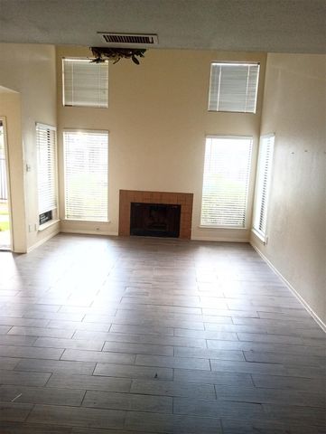 6633 W Airport Boulevard W 704, Houston, TX 77035