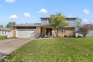 6338 Beaver Lake Drive, Grove City, OH 43123