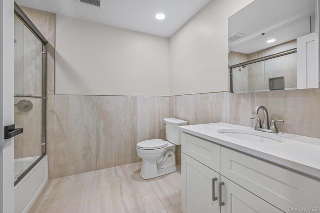 80 Division Street 3B, Patchogue, NY 11772