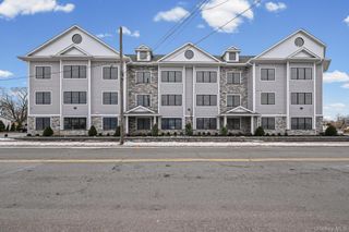 80 Division Street 3B, Patchogue, NY 11772