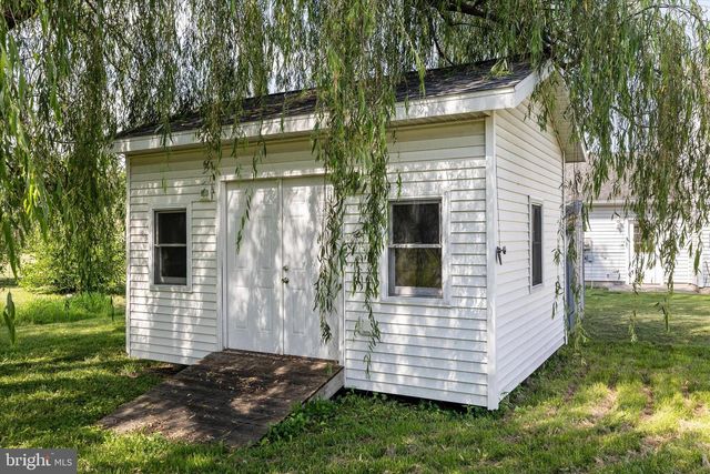 136 NIGHTINGALE AVE, Stephens City, VA 22655