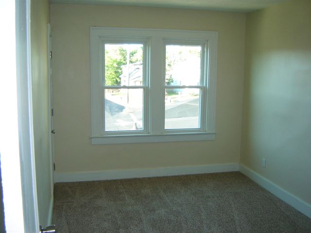 1628 Kalamazoo Avenue, Grand Rapids, MI 49507