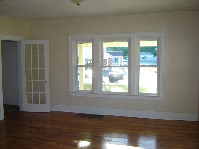 1628 Kalamazoo Avenue, Grand Rapids, MI 49507