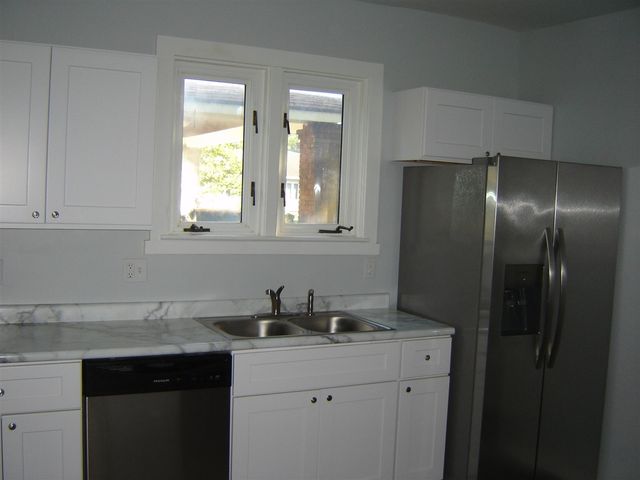 1628 Kalamazoo Avenue, Grand Rapids, MI 49507