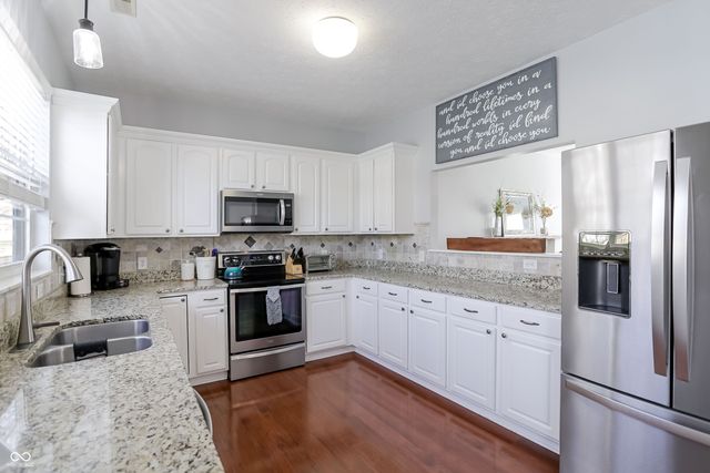 18042 Kinder Oak Drive, Noblesville, IN 46062