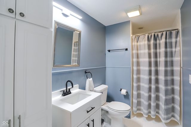 18042 Kinder Oak Drive, Noblesville, IN 46062