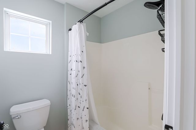 18042 Kinder Oak Drive, Noblesville, IN 46062