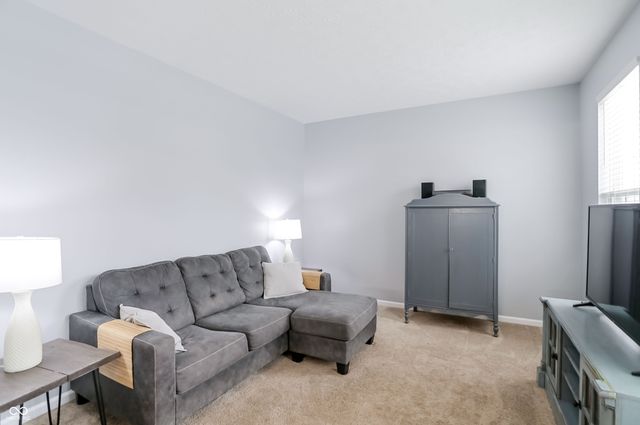 18042 Kinder Oak Drive, Noblesville, IN 46062