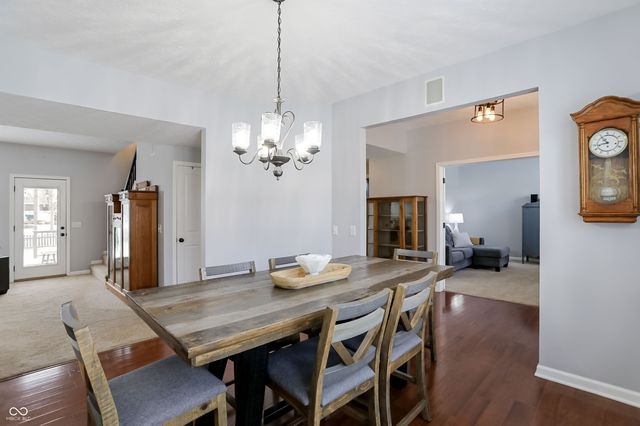 18042 Kinder Oak Drive, Noblesville, IN 46062