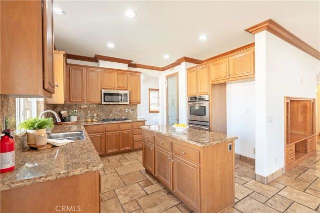 17425 Honey Maple, Canyon Country, CA 91387