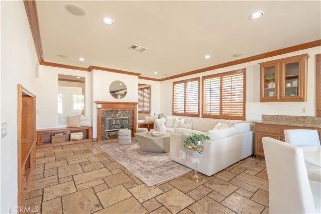 17425 Honey Maple, Canyon Country, CA 91387