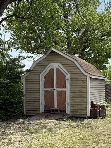 3205 E Jackson Street, Muncie, IN 47303