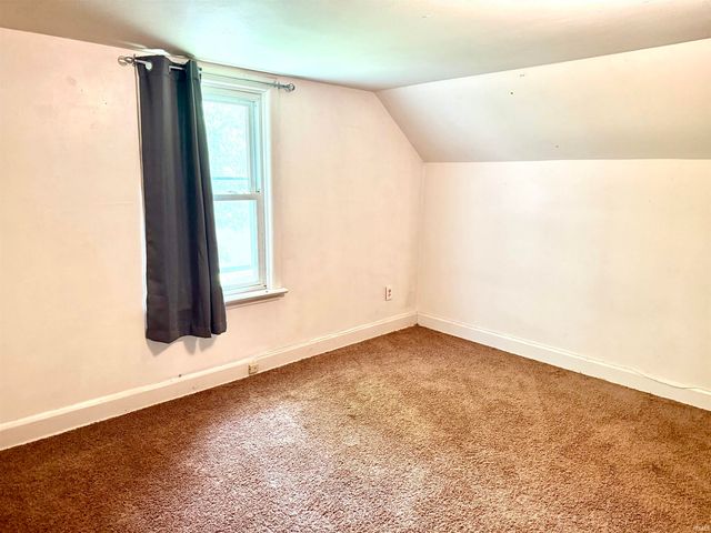 3205 E Jackson Street, Muncie, IN 47303