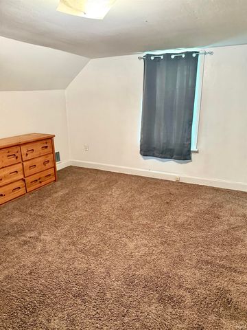 3205 E Jackson Street, Muncie, IN 47303