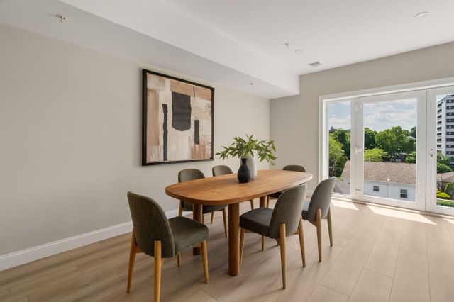13 Wentworth Road 404, Quincy, MA 02170