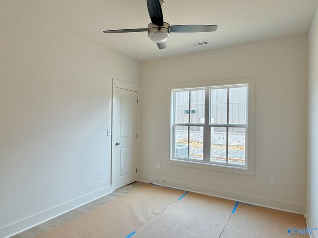 372 Lake Creek Drive, Guntersville, AL 35976