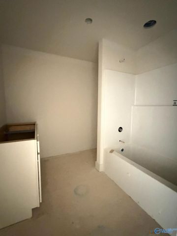 372 Lake Creek Drive, Guntersville, AL 35976