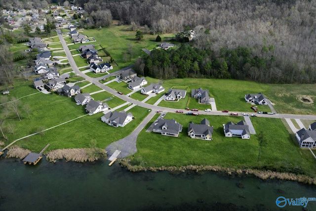 372 Lake Creek Drive, Guntersville, AL 35976