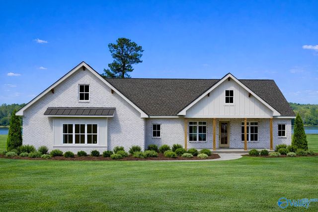 372 Lake Creek Drive, Guntersville, AL 35976