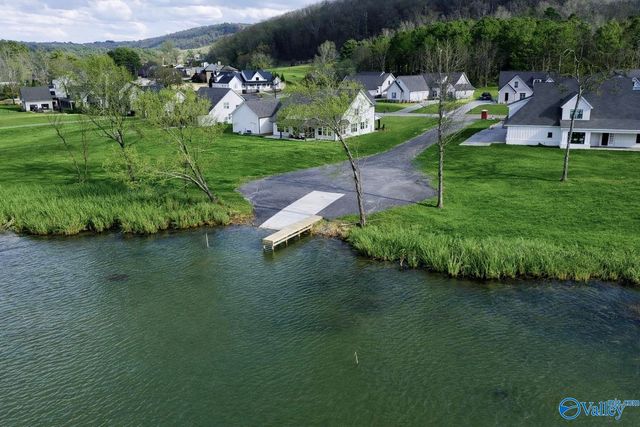 372 Lake Creek Drive, Guntersville, AL 35976