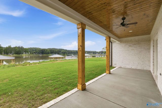 372 Lake Creek Drive, Guntersville, AL 35976