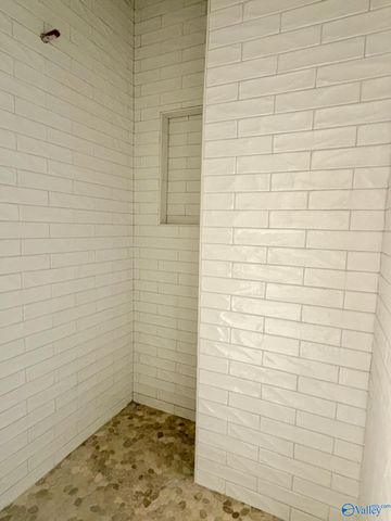 372 Lake Creek Drive, Guntersville, AL 35976