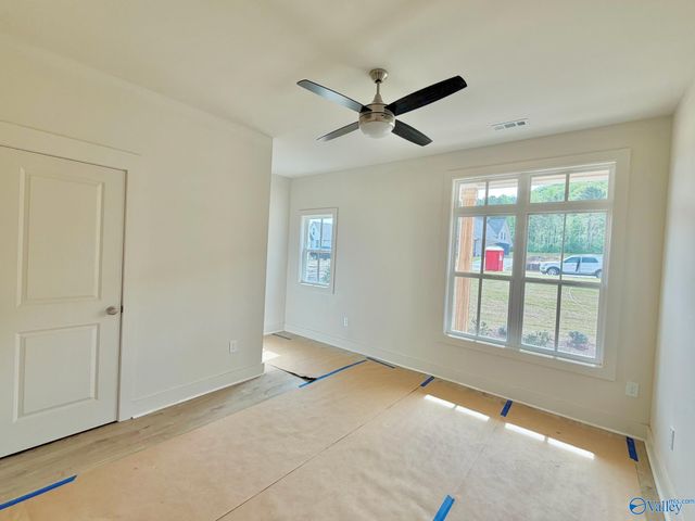 372 Lake Creek Drive, Guntersville, AL 35976