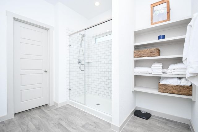 210 Dusty Bridle Lane, Rosharon, TX 77583