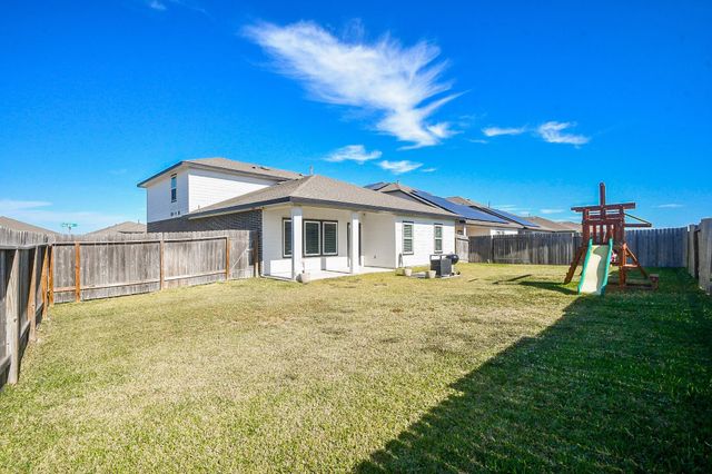 210 Dusty Bridle Lane, Rosharon, TX 77583