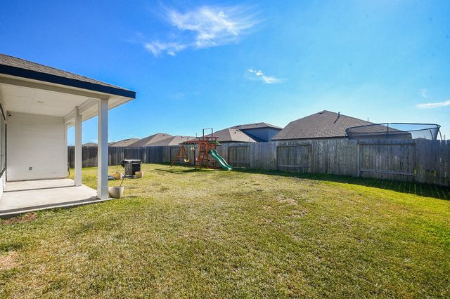 210 Dusty Bridle Lane, Rosharon, TX 77583