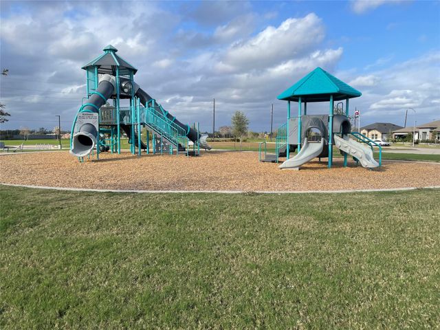 210 Dusty Bridle Lane, Rosharon, TX 77583