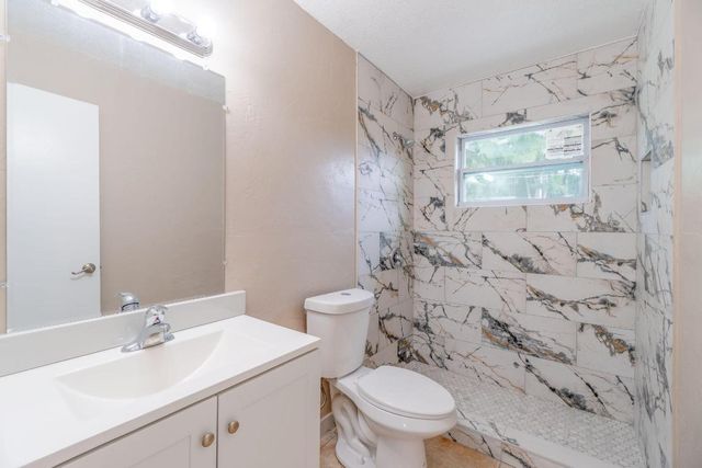 3763 SE Dixie Ross Street 2, Stuart, FL 34997