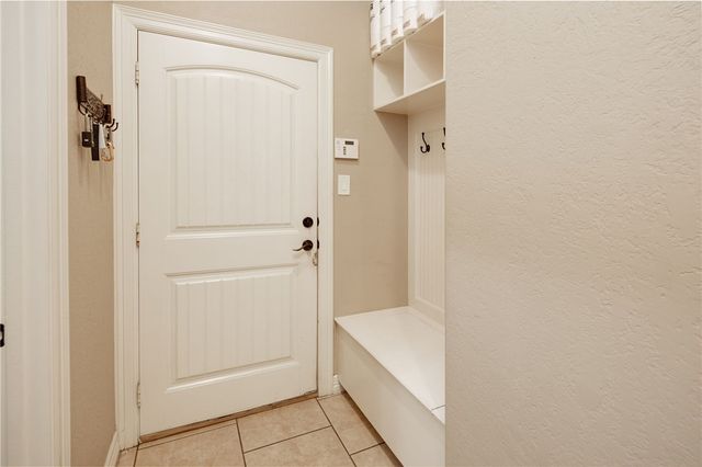 17295 Saddle Creek Drive, College Station, TX 77845