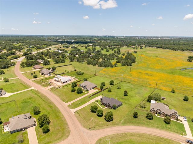 17295 Saddle Creek Drive, College Station, TX 77845