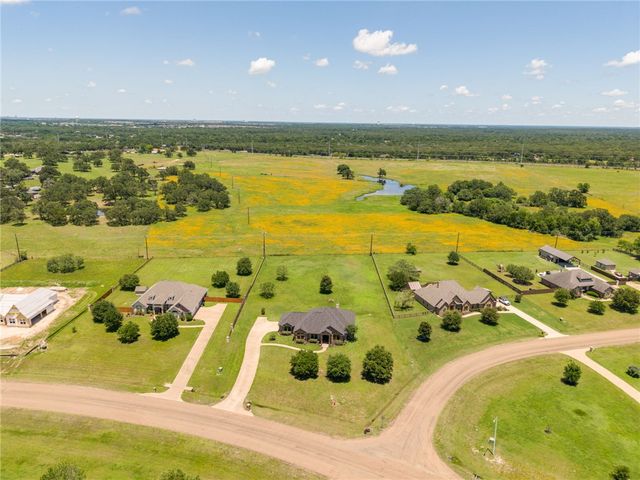 17295 Saddle Creek Drive, College Station, TX 77845