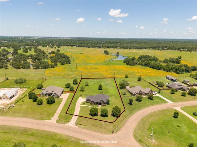 17295 Saddle Creek Drive, College Station, TX 77845