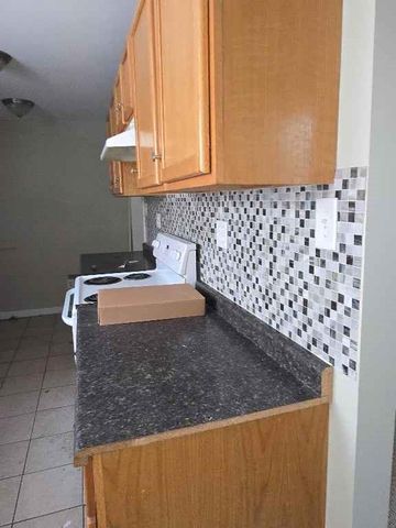 4330 Merriam Drive, Shawnee, KS 66203