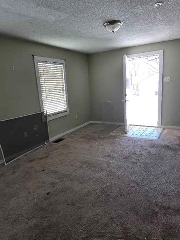 4330 Merriam Drive, Shawnee, KS 66203