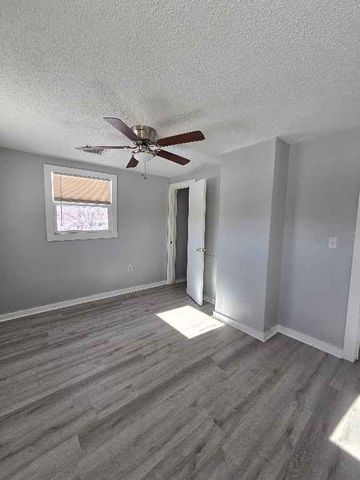 4330 Merriam Drive, Shawnee, KS 66203