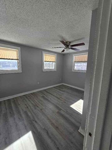 4330 Merriam Drive, Shawnee, KS 66203