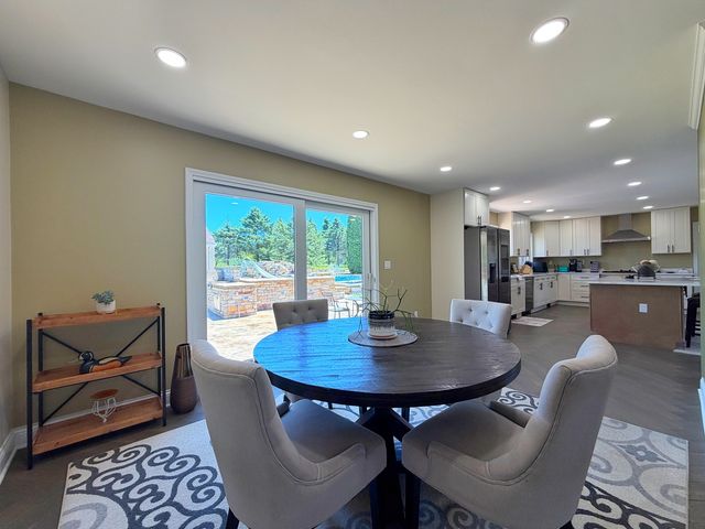 704 N Rose Farm Road, Woodstock, IL 60098