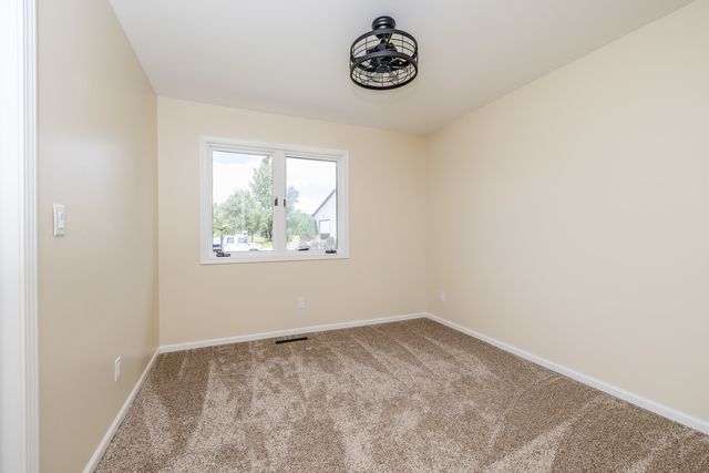 704 N Rose Farm Road, Woodstock, IL 60098