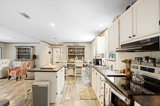 6970 NE 74TH STREET, Gainesville, FL 32609