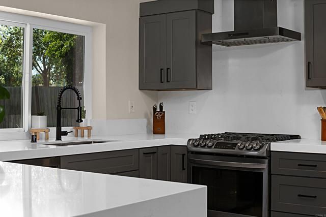 1252 Dos Hermanos, Escondido, CA 92027